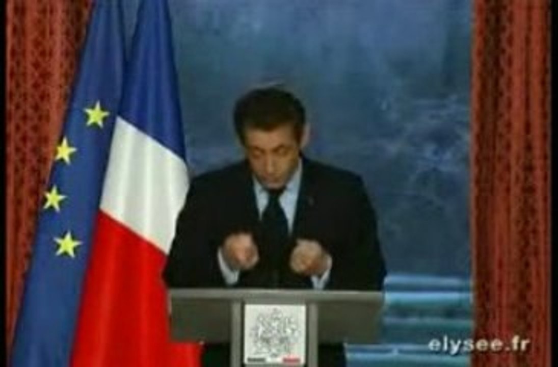 Sarkozy  impose le NOUVEL ORDRE MONDIAL