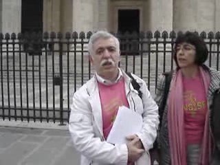 manifestation sages femmes pour l'université!