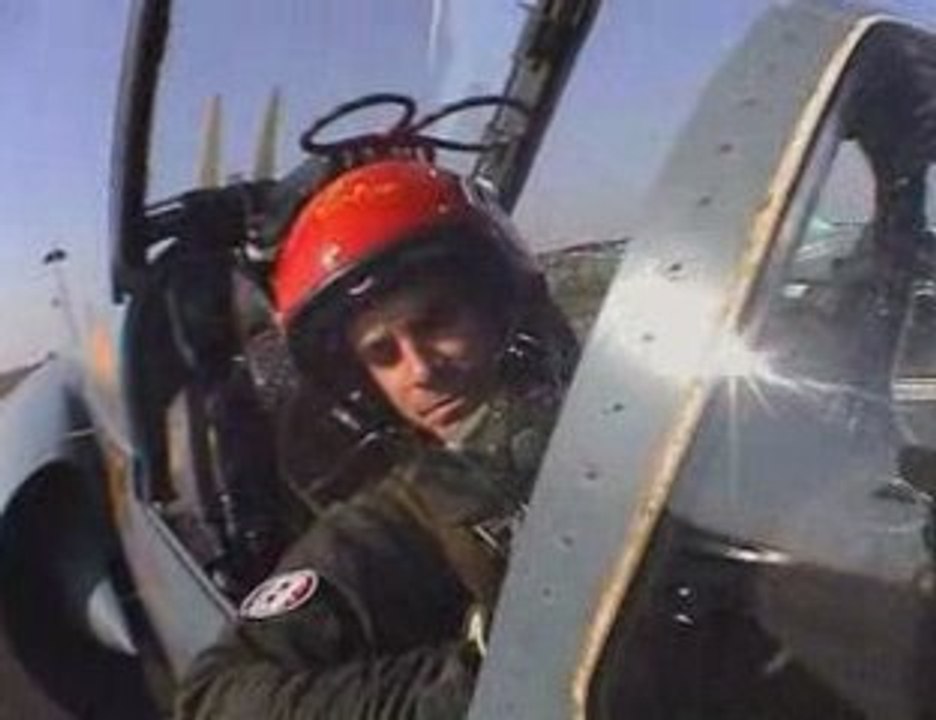 VOLTIGE VICTOR (Décollage au bout de 6'30" de vidéo)