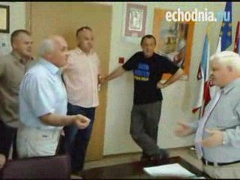 Mieszkańcy Bolechowic protestowali u wójta Nowin