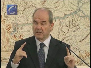 "Rifi rafe" entre Herrera y Chaves en plena rueda de prensa