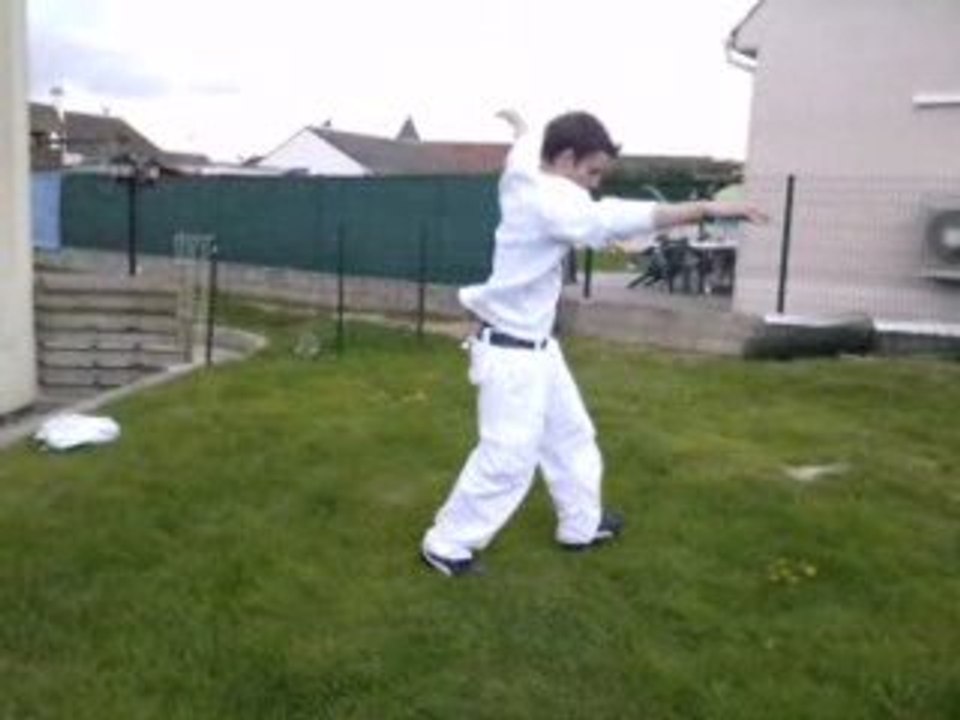 HARD JUMP BY POUSSIN (POUR MON PTIT COEUR)