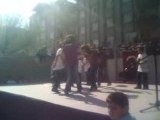 abdiipekçi ilköğretim okulu 23 nisan kolbastı gösterisi