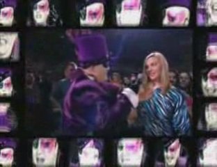 19-Shadow-Britney Spears ShowtimeMiamiOHT