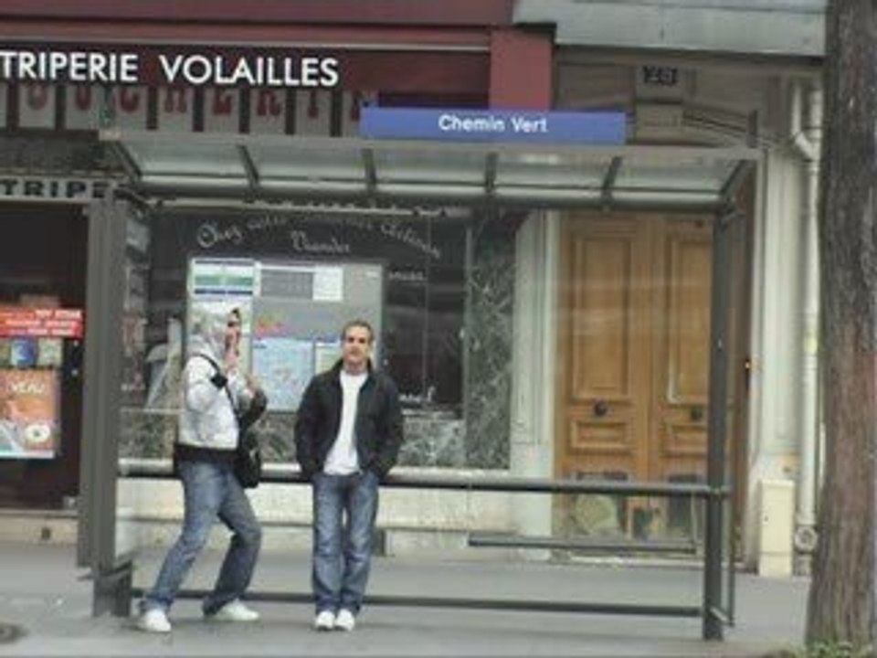 Kolok - Episode 06 - La cousine de polo