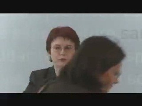 Conf. de presse Grippe porcine - Minist. de la Santé 30-04