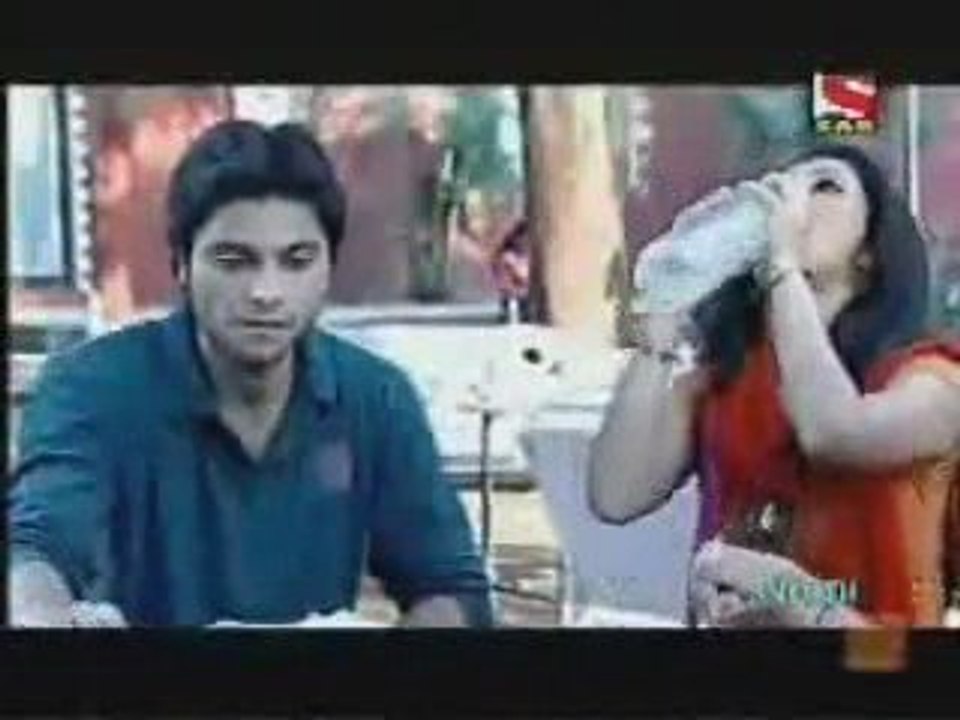 TERI YAADEIN/ LOVE STORY(WOMAN  VERSION)