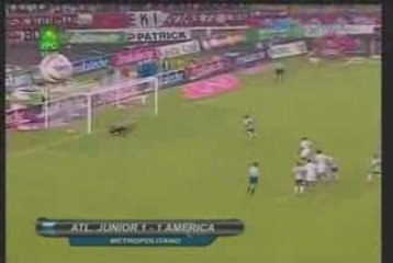 Ridiculous Football Dive | Cheater | Futbol | Futebol | SOCC