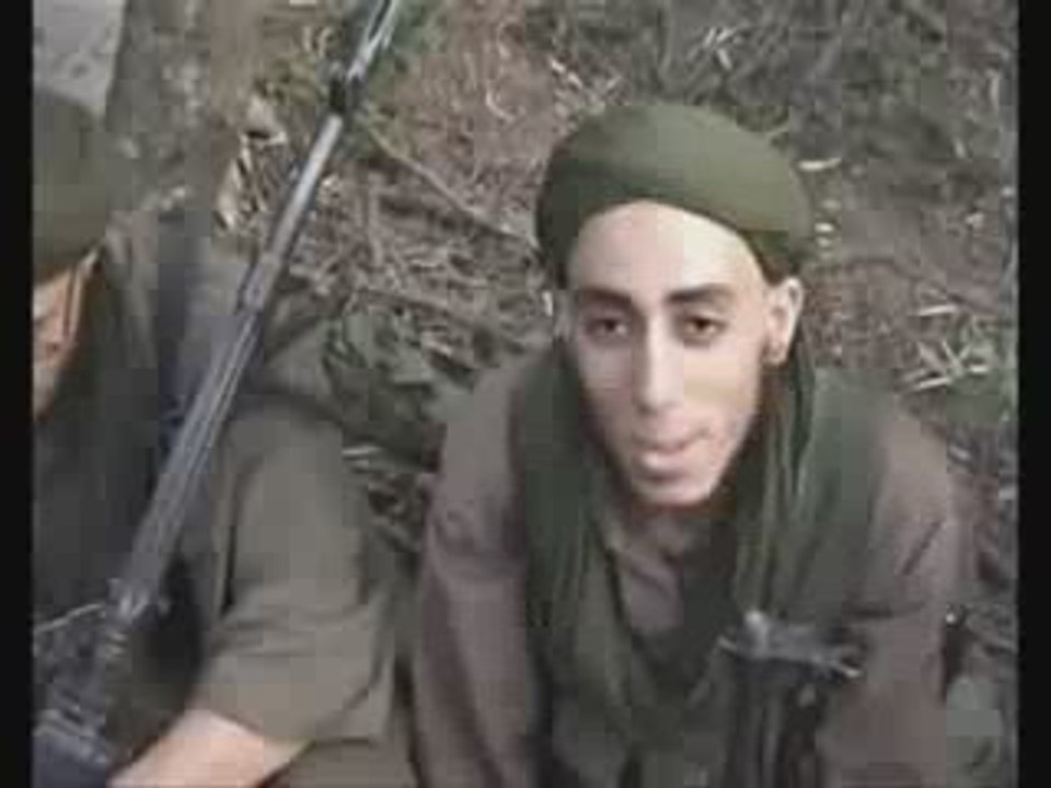 LES DEUX VISAGES DE LA  JEUNESSE ALGERIENNE