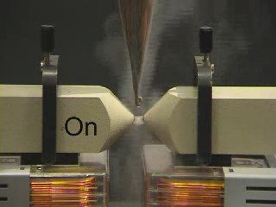 Paramagnétisme du dioxygène liquide