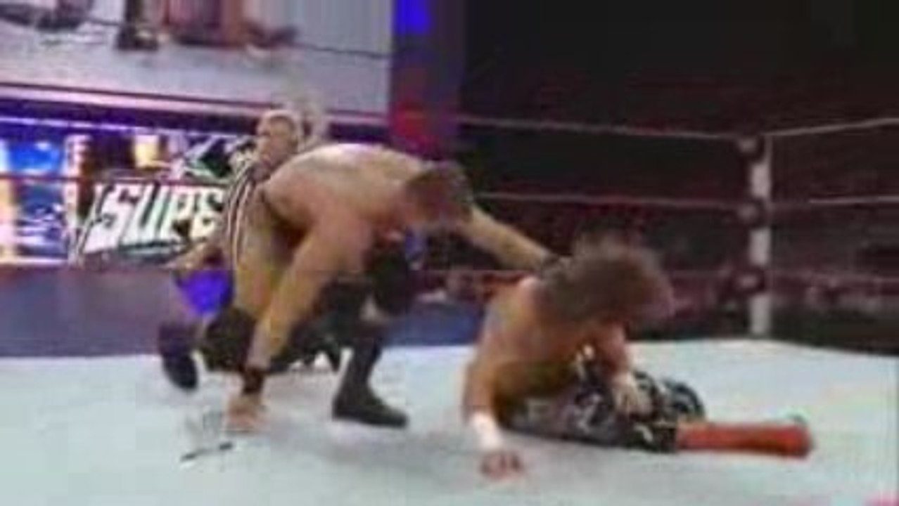 WWE Superstars 30 04 09 Part 4