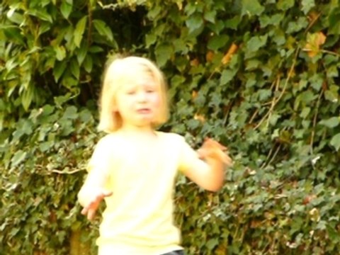 Lucile et sa peur des canards !!