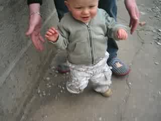 Erwan marche a 1 an et 20 jours