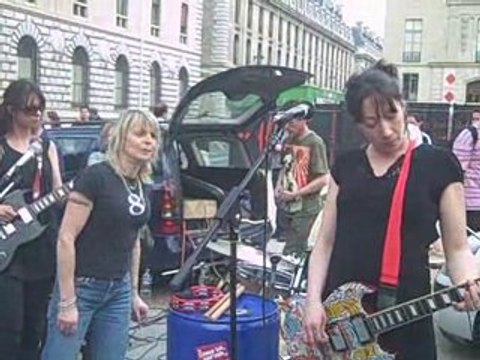 Les Marteaux Pikettes, défilé du 1er mai à Paris