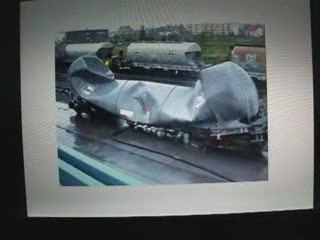 Buckling of a Rail Car Tank-01-05-2009_0001