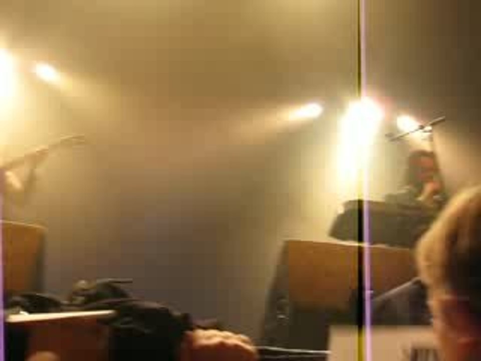 La Chanson du Dimanche au Bataclan, Standing Ovation (2)