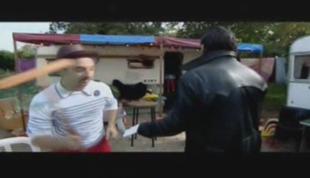 Yvan le Bolloc'h.Ricao oragnize une fest-noz sauce Gitane