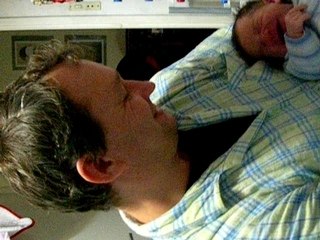 19 janv 2009 La berceuse tchèque de papa...qui réveille bien