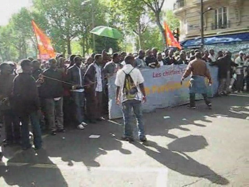 les  sans-papiers avec la CGT