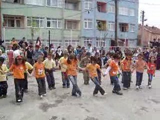 İzmit saraybahçe ilköğretim okulu 23 Nisan Gösterisi 1/A