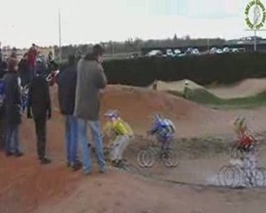 Montesson_03-2009_CI_Experts-13-16_78-BMX