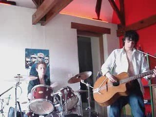 Téléphone imitation black jujuu , gusst !!!