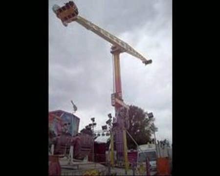 Bomber maxxx - Fête foraine de Tours 2009