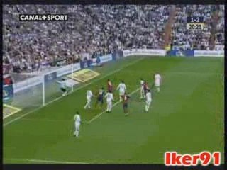 Puyol 1-2 Real Madrid FC Barcelone