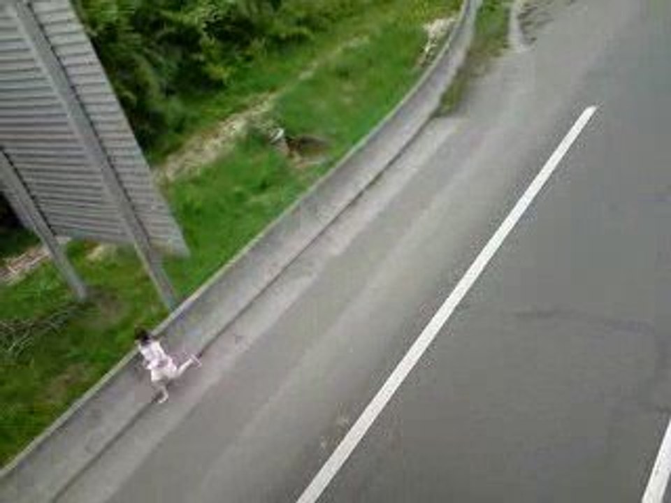 folle sur autoroute