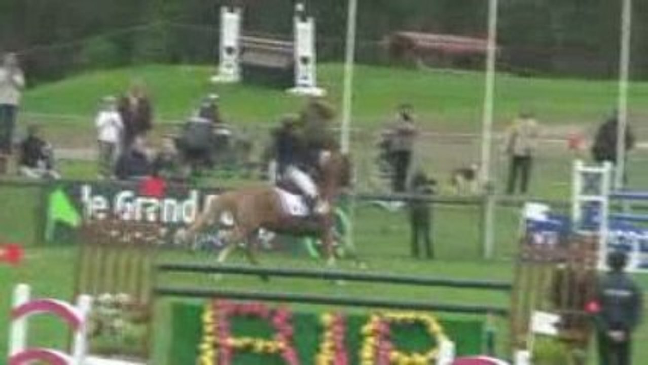 FANNY MILFORD COUPE NATION BARRAGE FONTAINEBLEAU 18 04 09