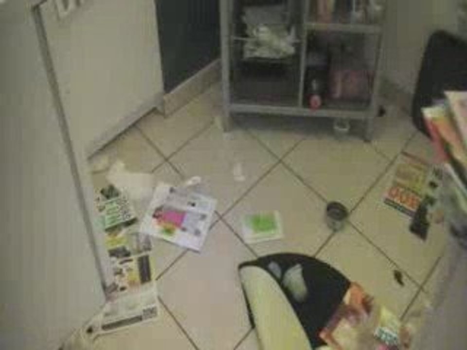 MOV04F