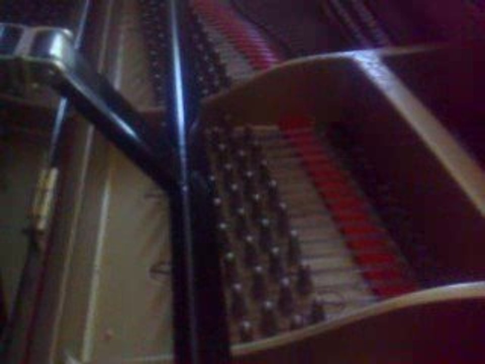 Piano Hugo