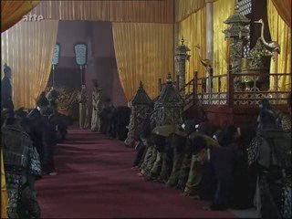 LA CITE INTERDITE DE PEKIN : L'Héritage du tyran part1/3