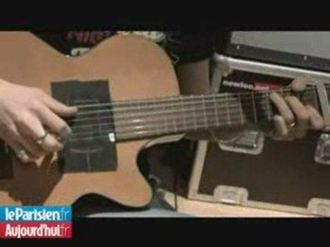 Les Fatals Picards chante le canal Saint Martin