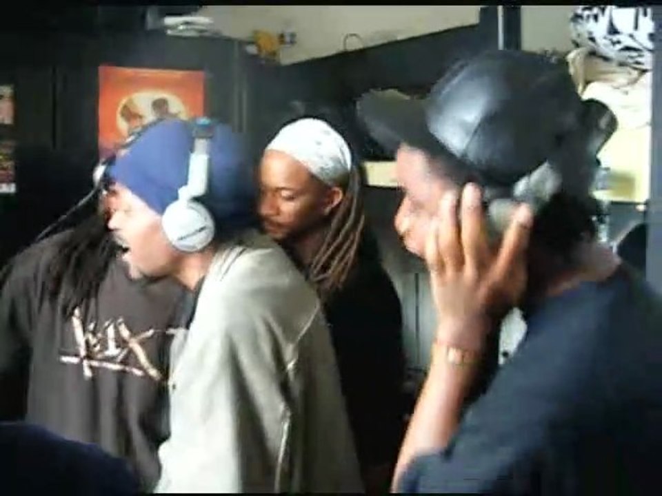 Freestyle dancehall MDE Crew sur dancehall97 radio 03.05.09