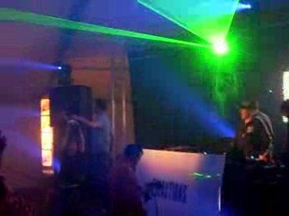 2Reactions 2Years -Dr Rude & DV8 - Nothing else matters live