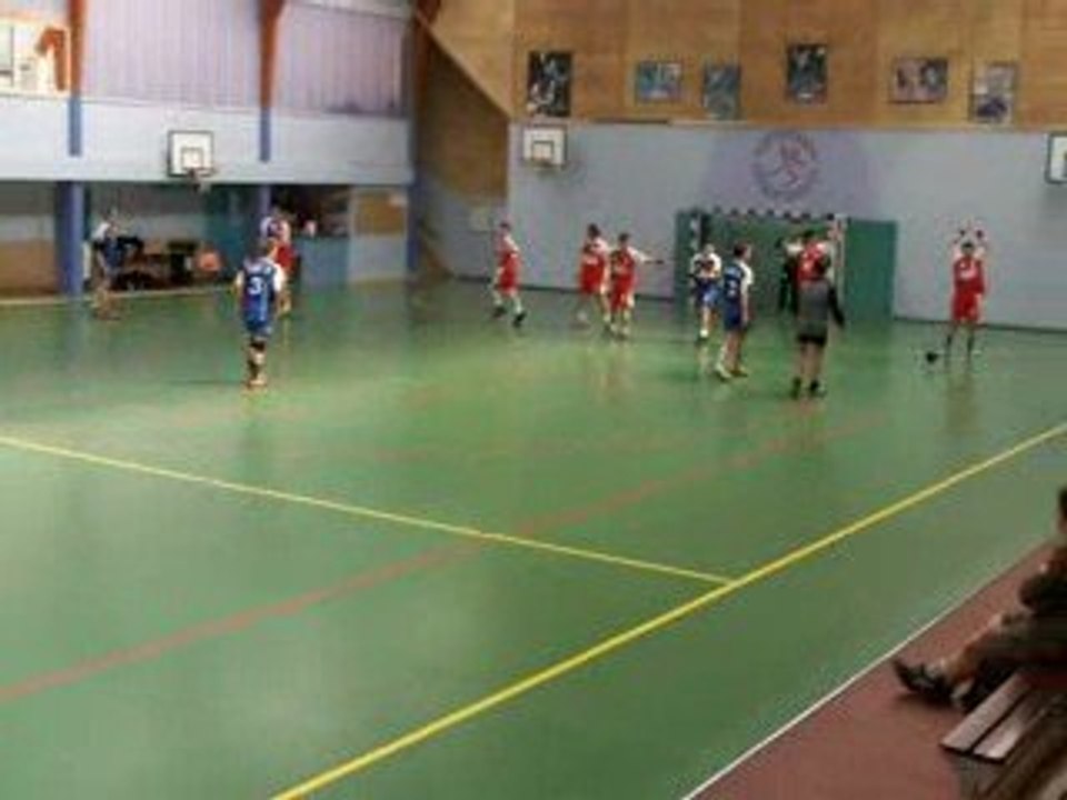 But stéphane sur contre attaque