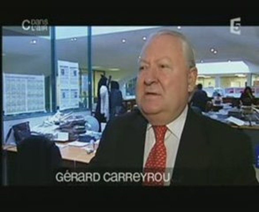 Etat assassin crime politique, CyberPeople