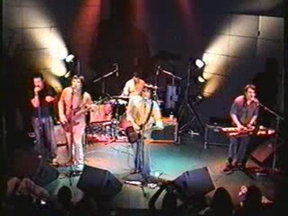 PIERO (De Saloon) + POLTER = "Té"