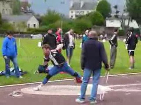 Athlé Mael 1er essai 1er tour Interclubs 2009 lancer poids