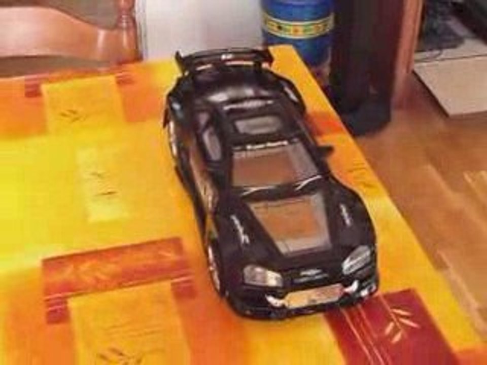 Voiture rocket