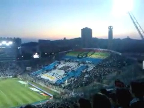 OM-TFC - aux armes + entrée des joueurs avec tifos