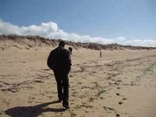 Il y a le ciel le soleil et la mer