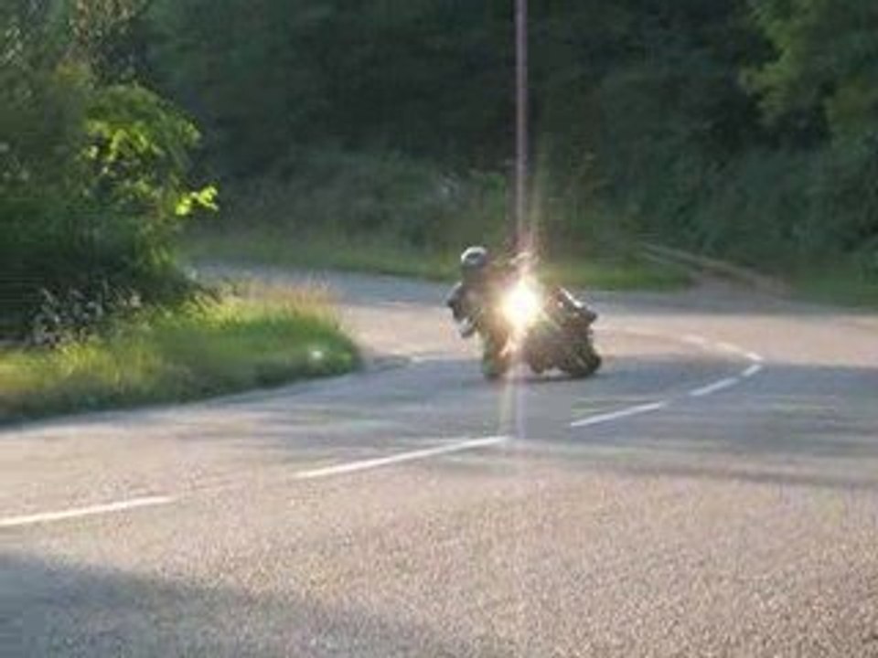 z1000