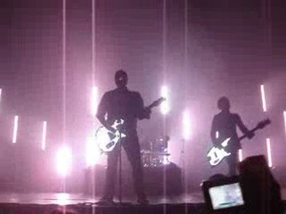 I Don't Care - Fall Out Boy au zenith de Paris 10/03/09