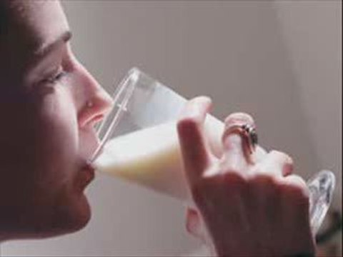 Le lait, Mensonges et propagande 2/2