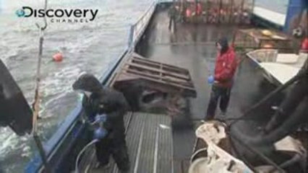 Deadliest Catch New Season - Sig Gets Mad