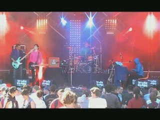 Lug-na - nude on your island - Vieilles Charrues 2008