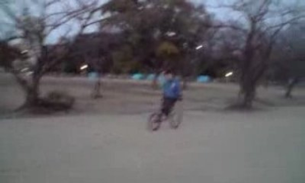 Guy with BMX in Ohori Park