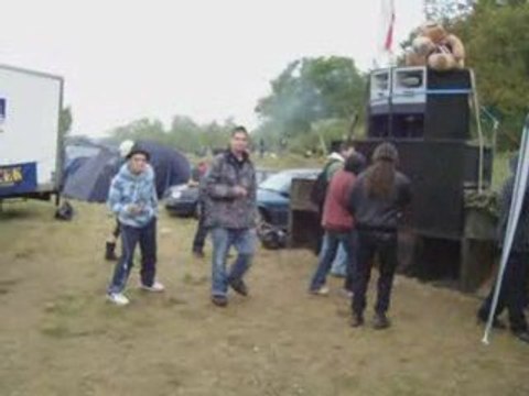 Teknival 1 er mai 2009 . Courcelles sur seine . 27